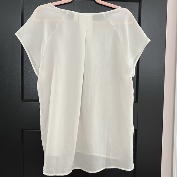 Chico’s White High/Low, Lace/Lined Cap Sleeve Blouse. Size 2=12/14 - Picture 6 of 12